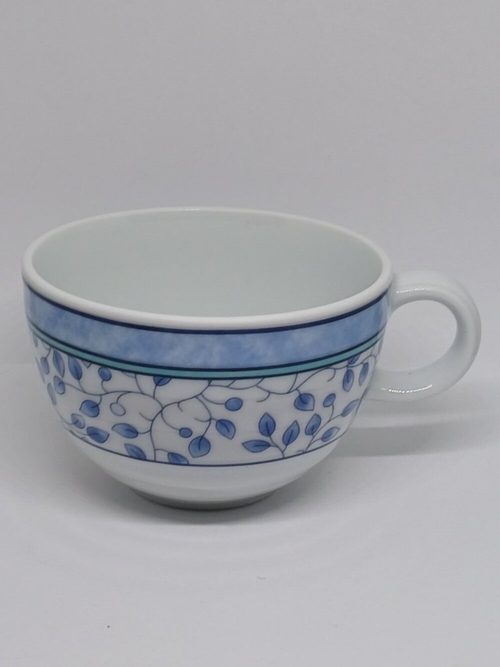 Vintage DISCONTINUED Mikasa Susanne (SL104) Flat BLUE FLORAL PATTERN Cup TEACUP